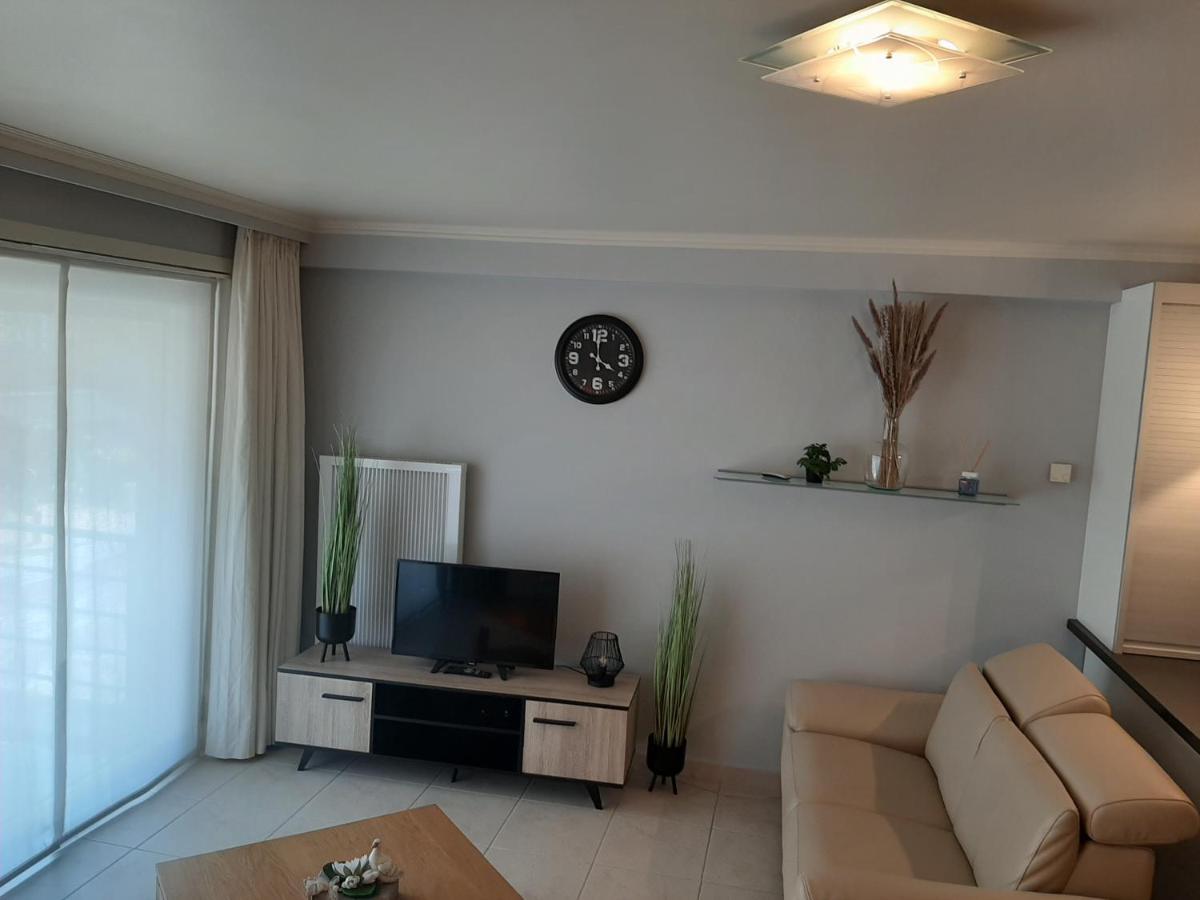 דירות ניופורט House Kimberly 194, Bus 102 מראה חיצוני תמונה