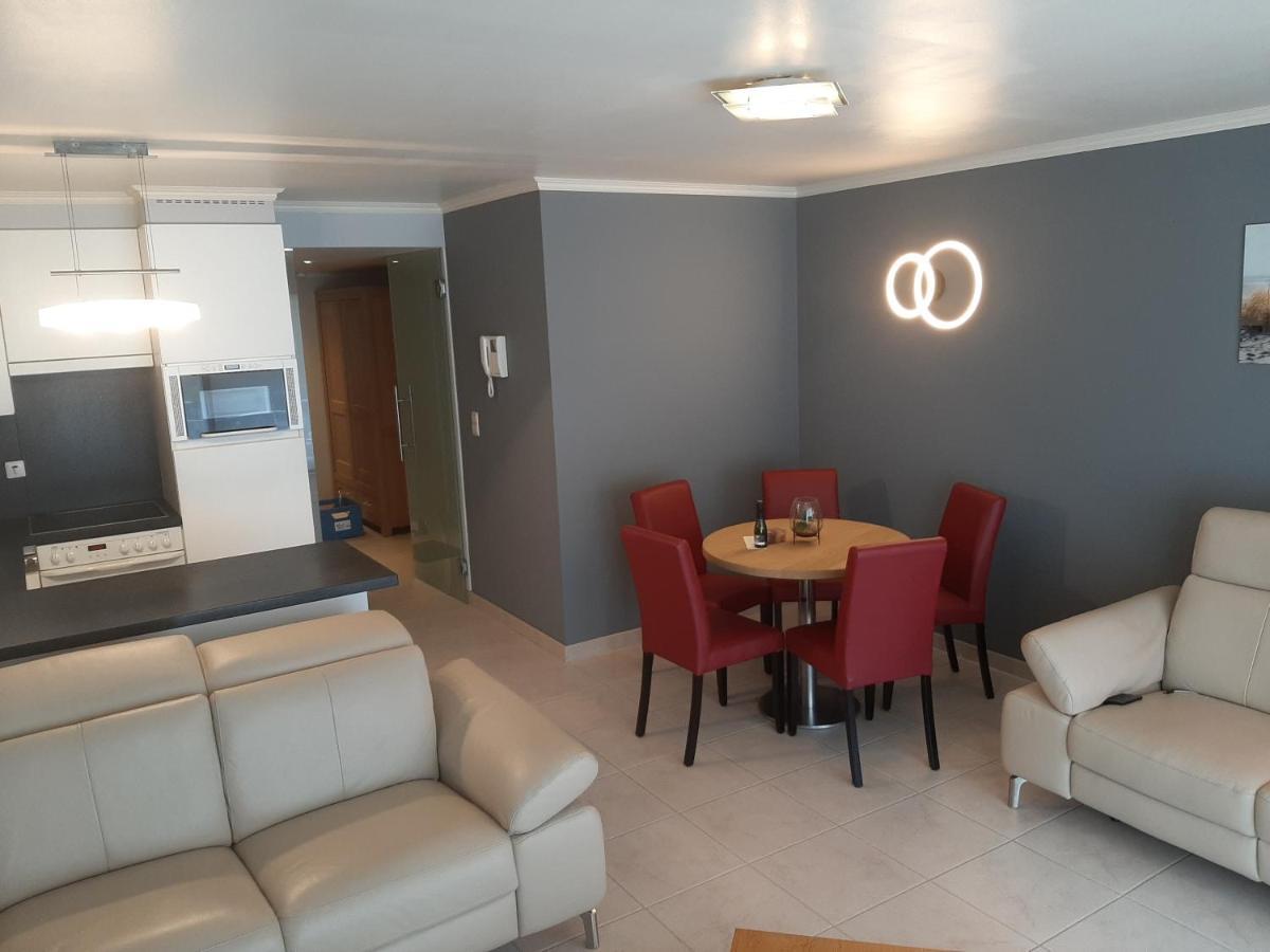 דירות ניופורט House Kimberly 194, Bus 102 מראה חיצוני תמונה