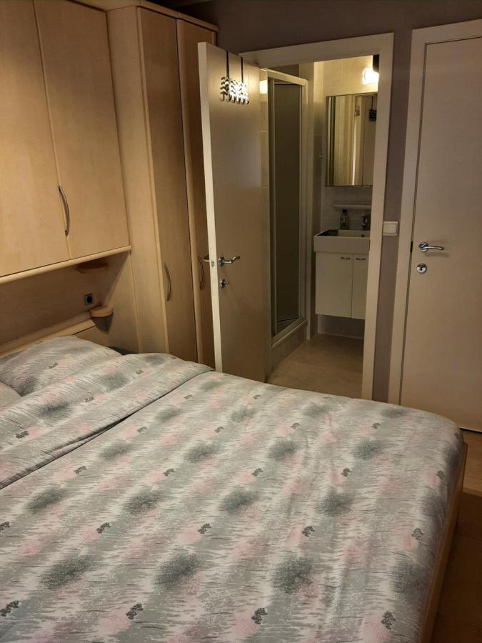 דירות ניופורט House Kimberly 194, Bus 102 מראה חיצוני תמונה
